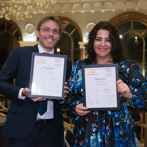 Roberta Faria e Rodrigo Pipponzi são reconhecidos como líderes em inovação social em 2019 pela Fundação Schwab